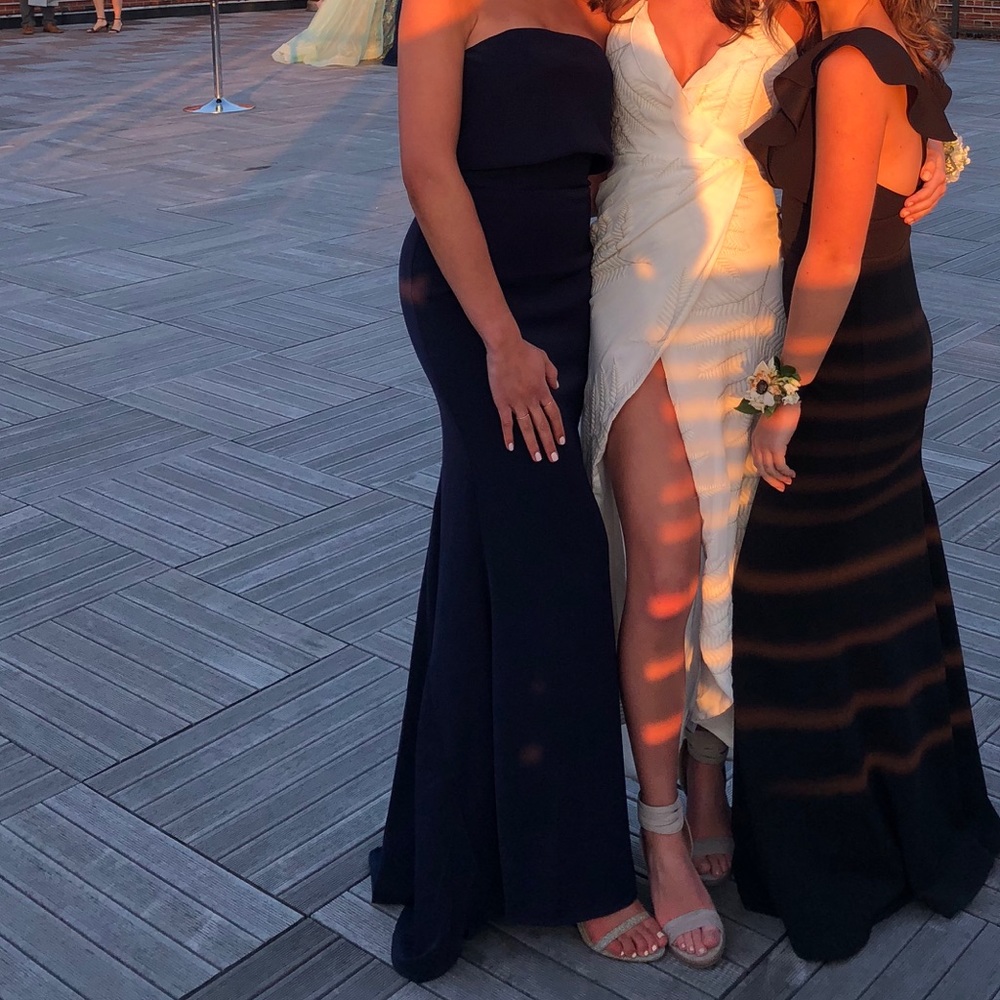 Jarlo Blaze Gown in Navy